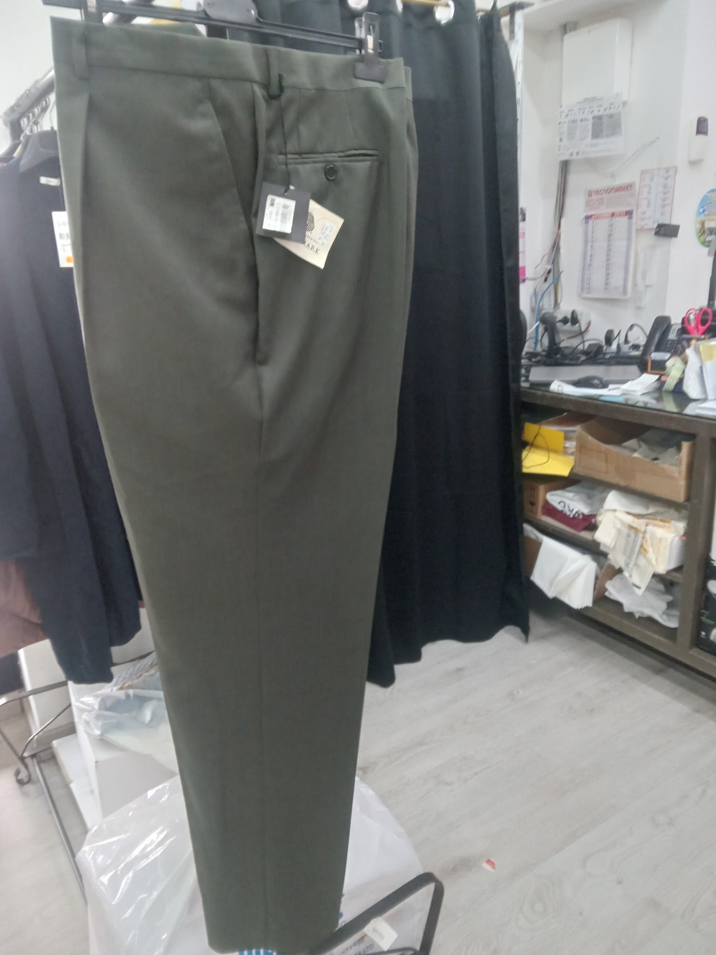 Pantalone calibrato lana