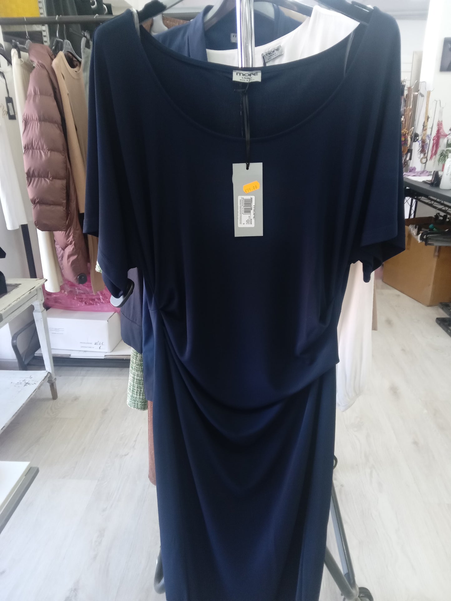 More abito spalle scese blu notte