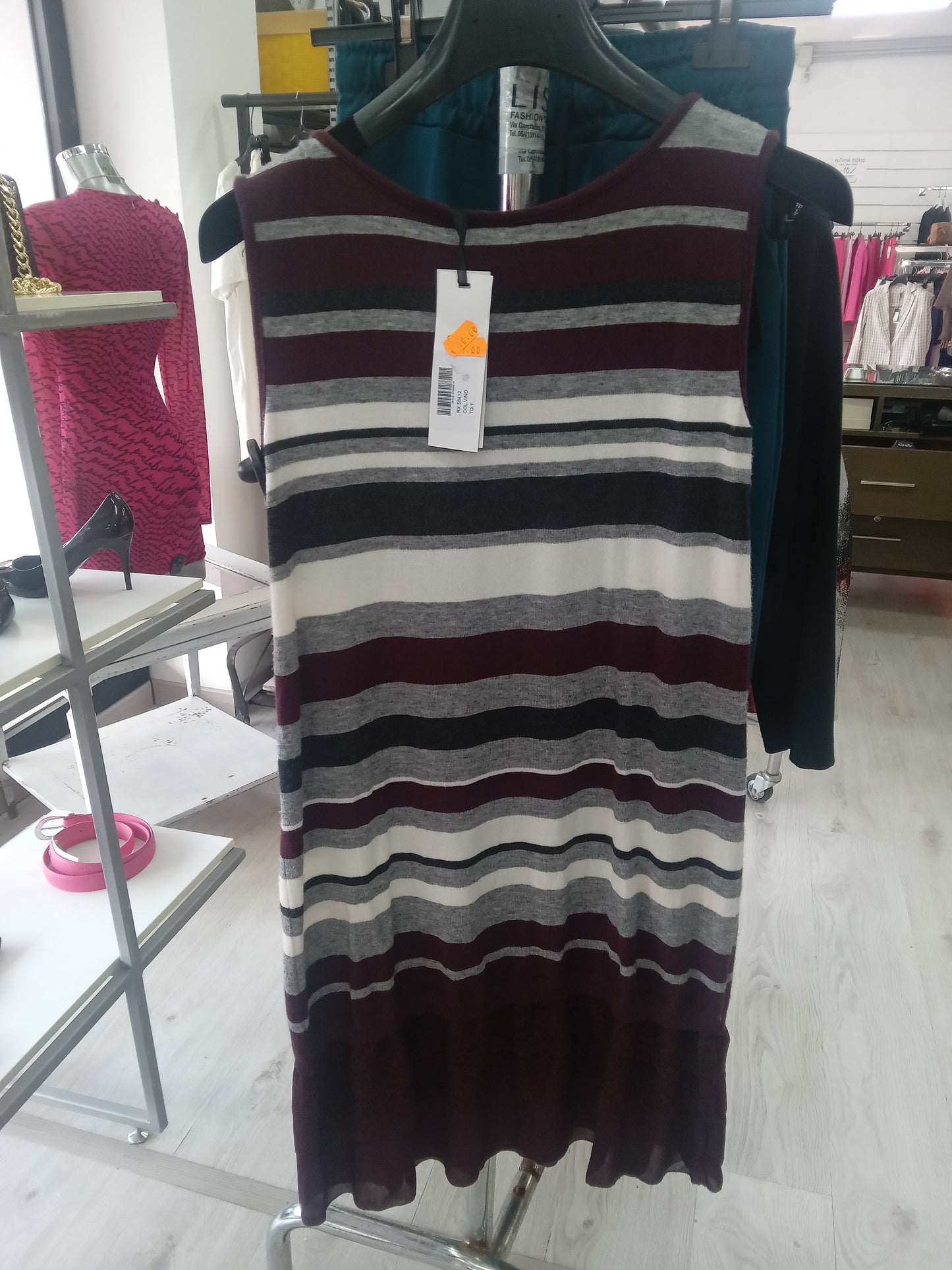 SARAH ALLISON'S abito smanicato in maglia