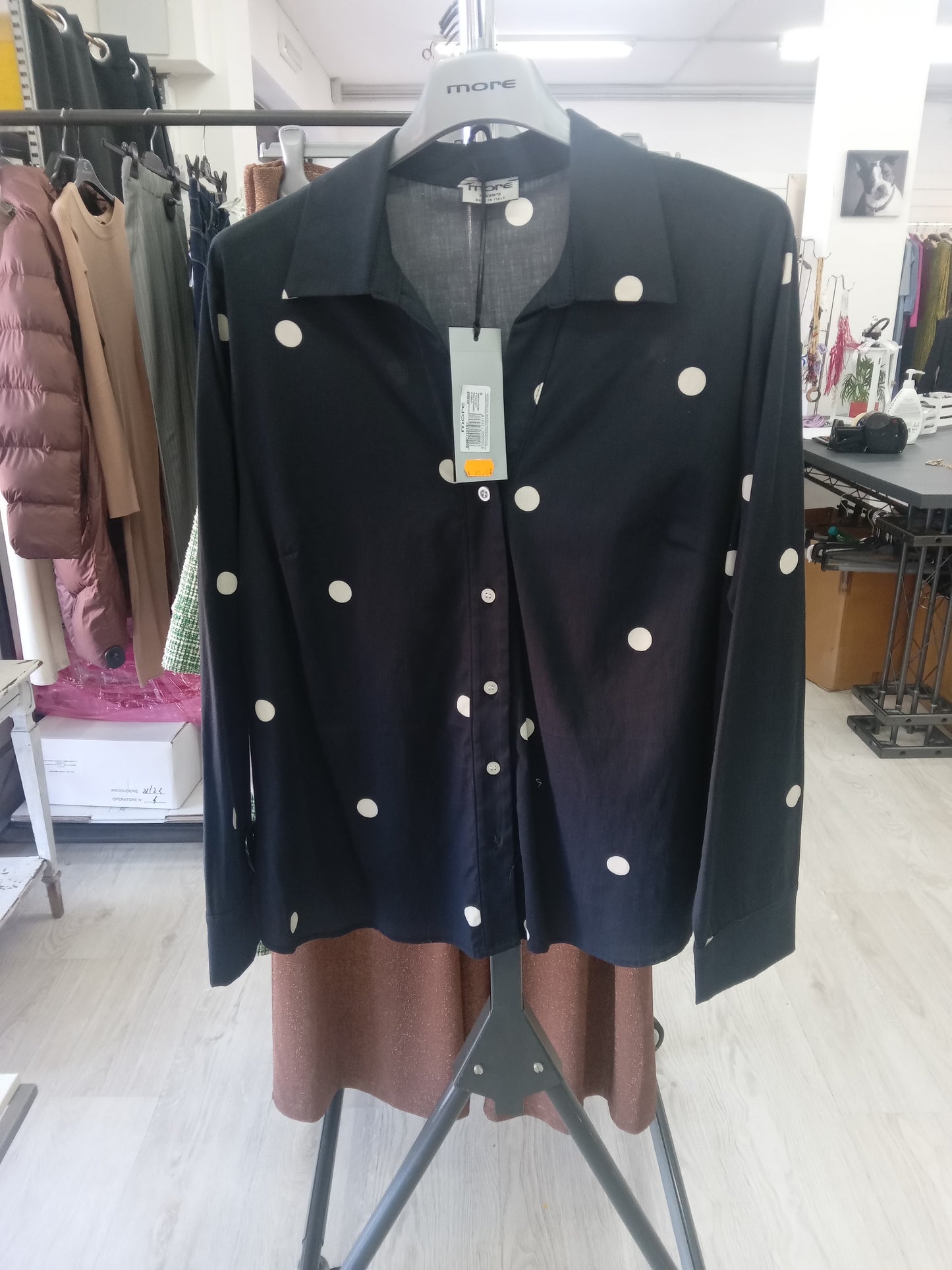 More camicia pois nero avorio